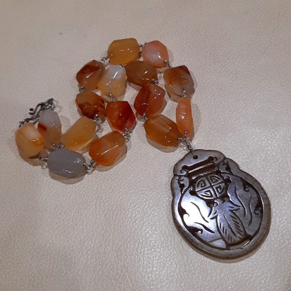 Chinese Serpentine and Sard or Sardonyx or Carnelian beaded necklace with Bats